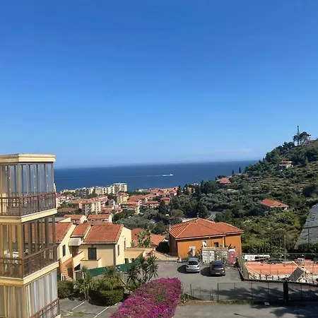 Casa Del Grillo アパート Costarainera