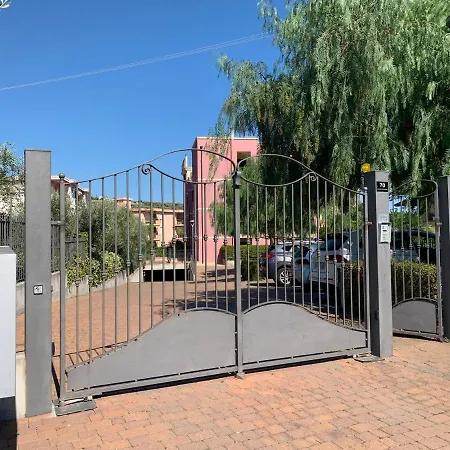 Casa Del Grillo アパート