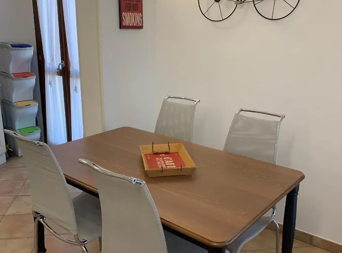 Casa Del Grillo Costarainera