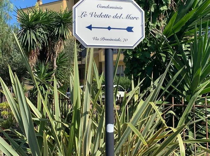 Casa Del Grillo Costarainera