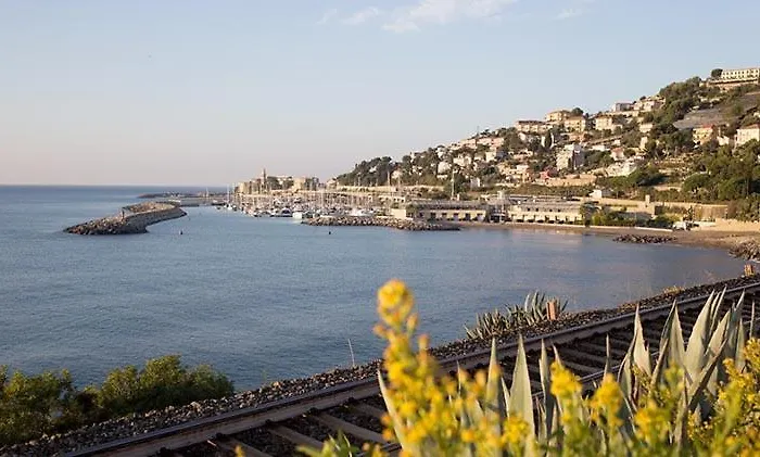 Lägenhet Casa Del Grillo Costarainera