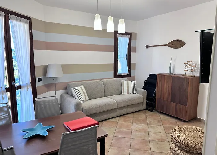 Casa Del Grillo Costarainera